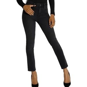 Good American Good Classic Jeans